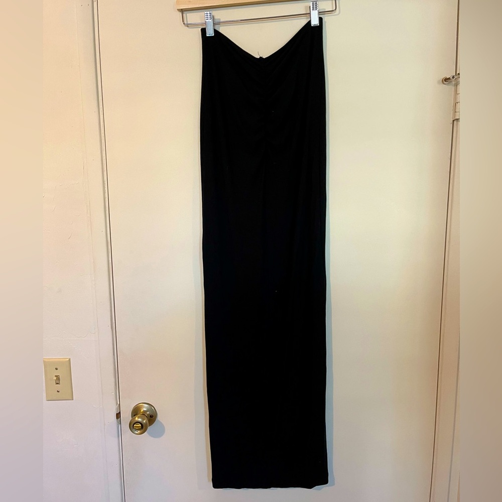 Elegant Long Black Strapless Maxi-Dress with Front Tie, Size XS or S